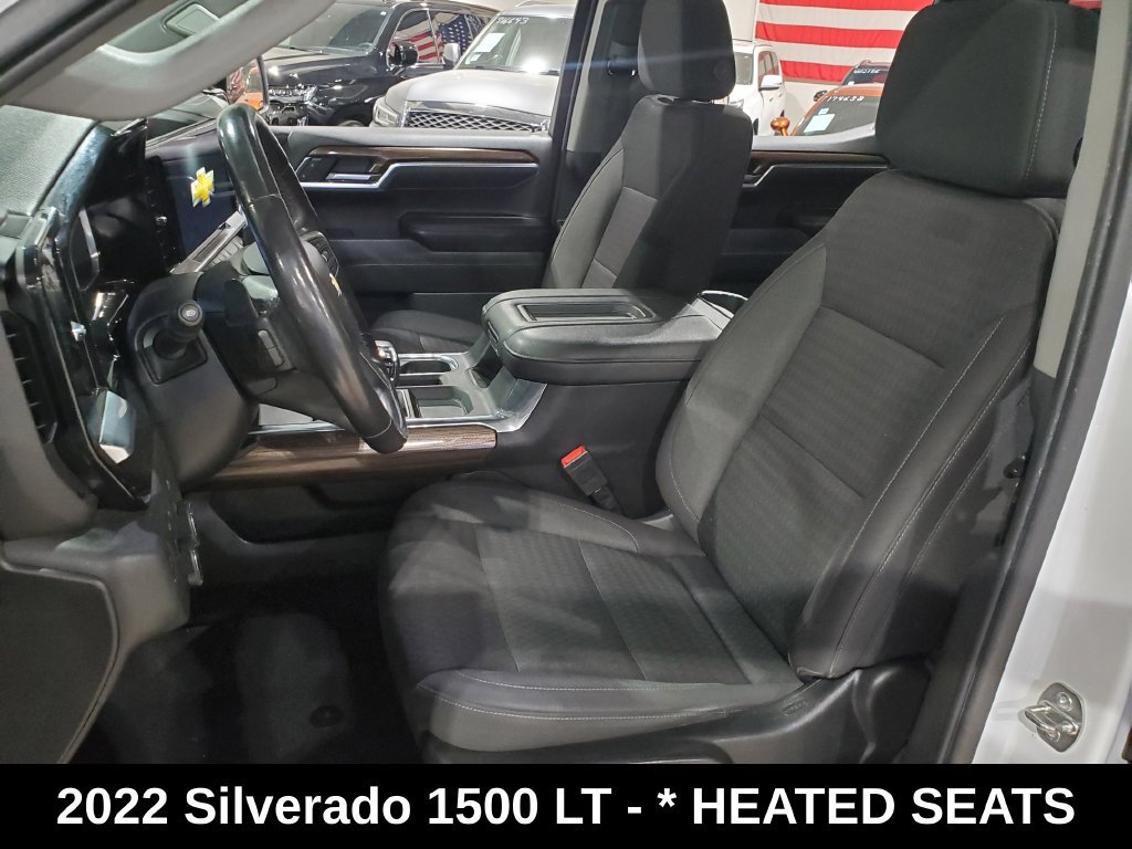 Used 2022 Chevrolet Silverado 1500 LT w/ Z71 Off-Road Package AWD/4WD image 6