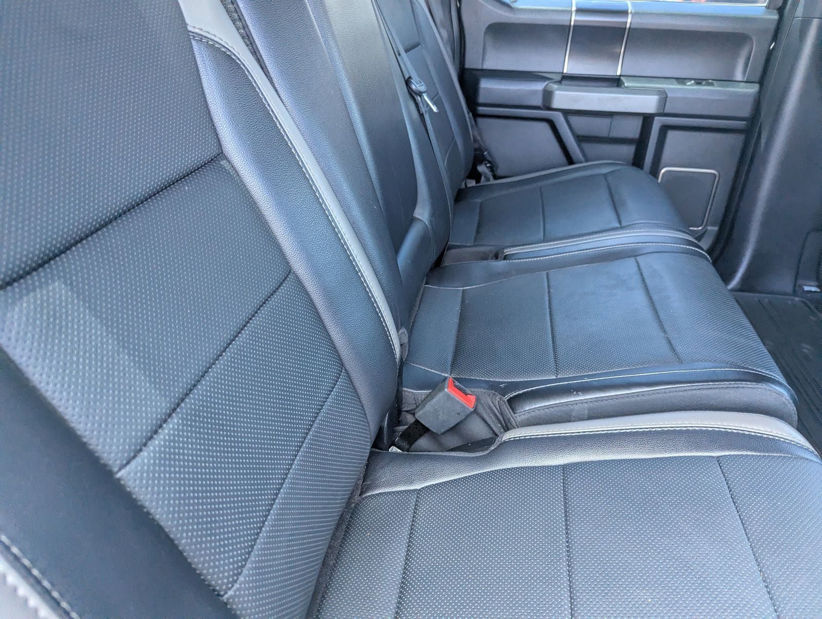 Used 2018 Ford F150 Raptor w/ Equipment Group 802A Luxury AWD/4WD image 13