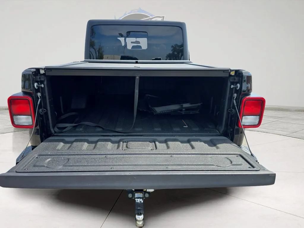 Used 2020 Jeep Gladiator Sport w/ Quick Order Package 24S AWD/4WD image 32