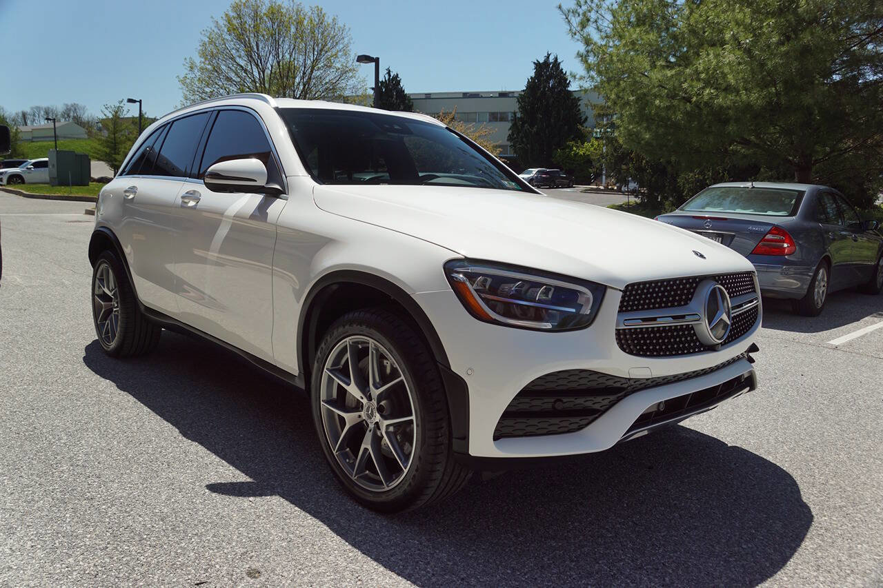 Used 2022 Mercedes-Benz GLC 300 4MATIC image 11