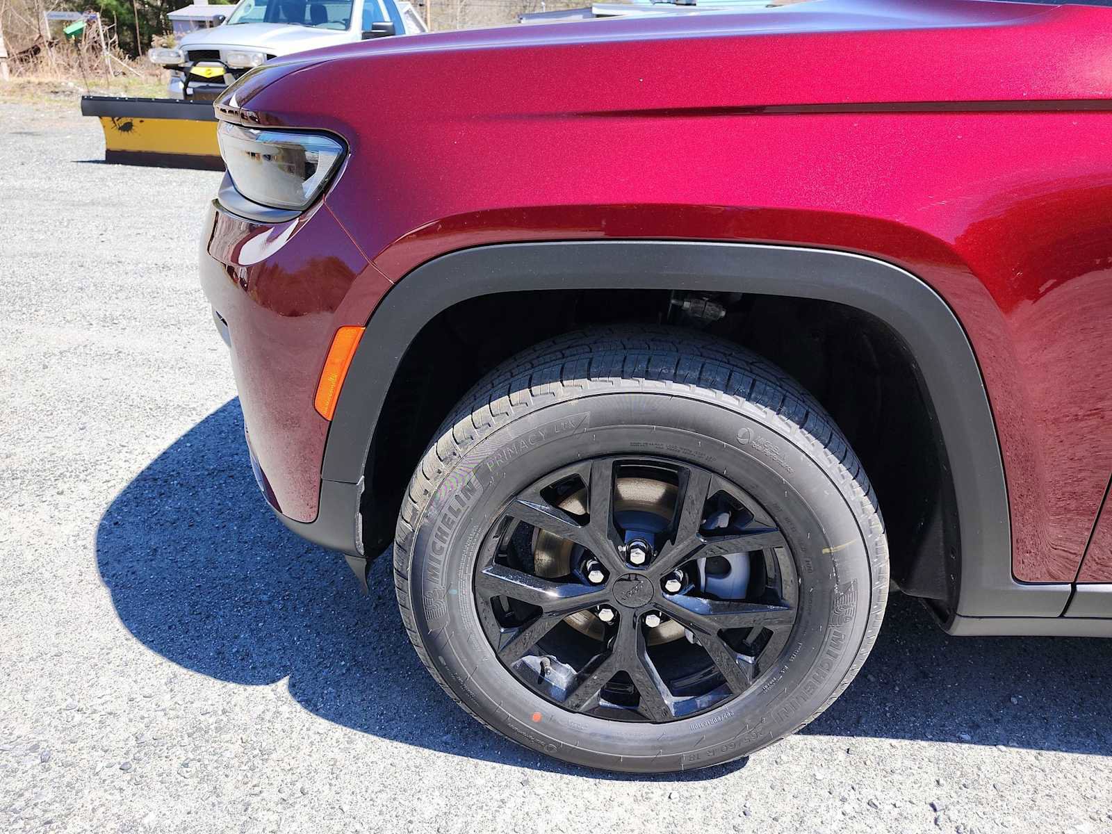 New 2026 Jeep Grand Cherokee Altitude AWD/4WD image 10