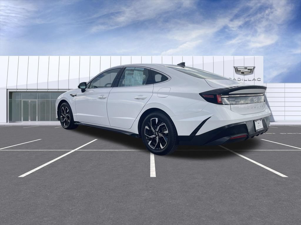 Used 2025 Hyundai Sonata SEL FWD image 6