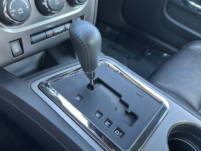 Used 2014 Dodge Challenger SXT RWD image 33
