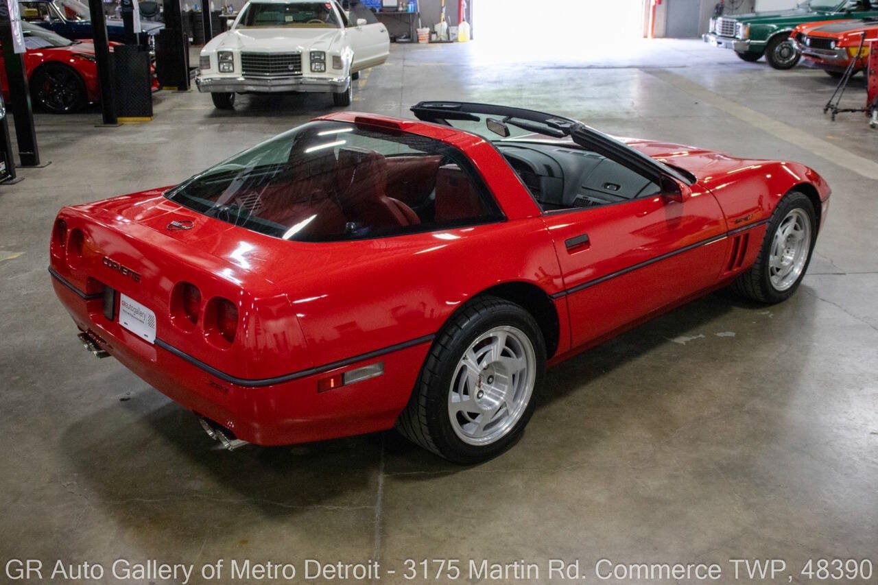 Used 1990 Chevrolet Corvette ZR-1 RWD image 8