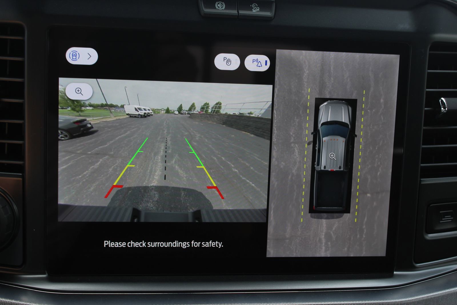 New 2025 Ford F250 Platinum image 33