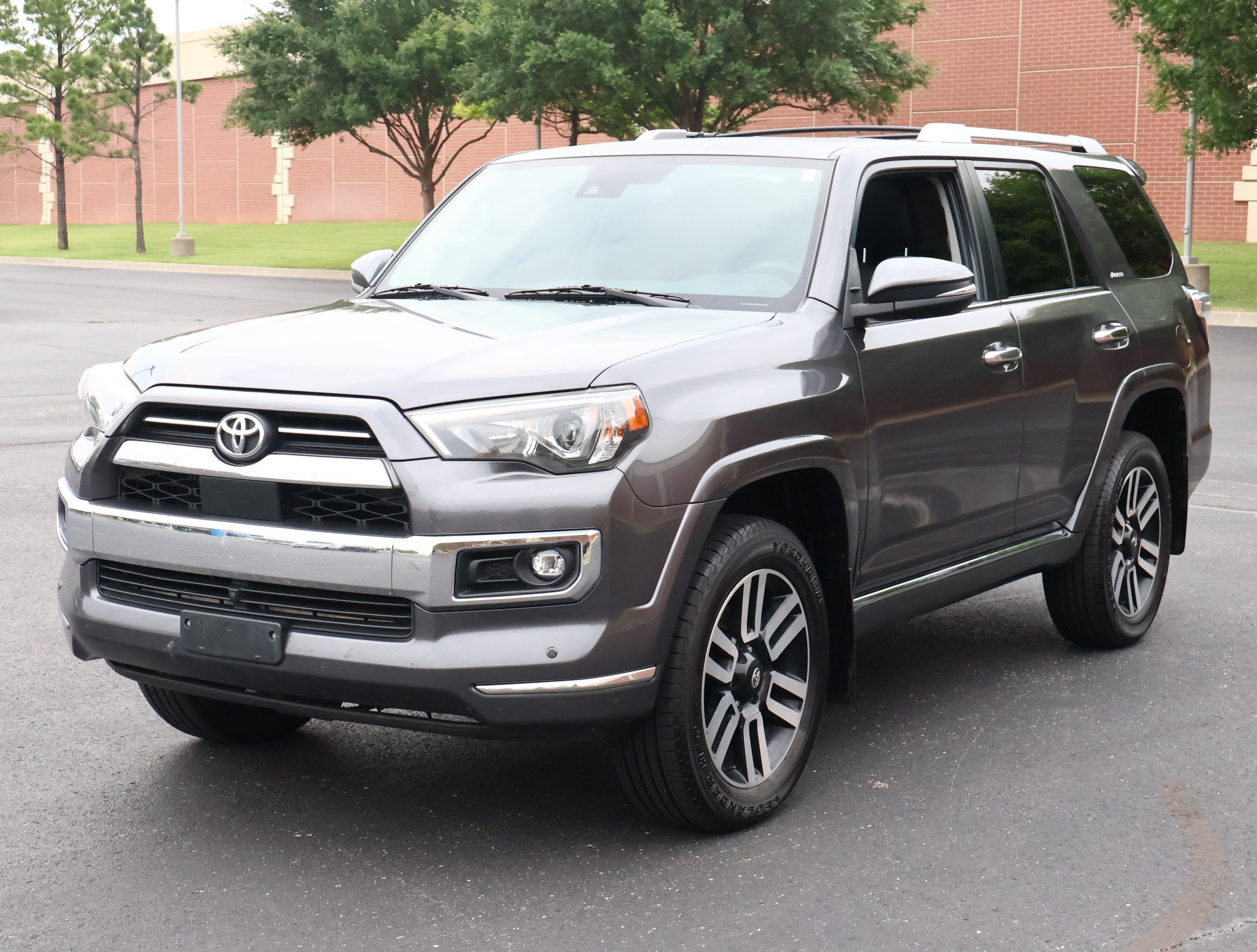 Used 2022 Toyota 4Runner Limited AWD/4WD image 33