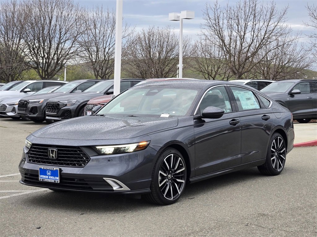 New 2025 Honda Accord Touring image 8