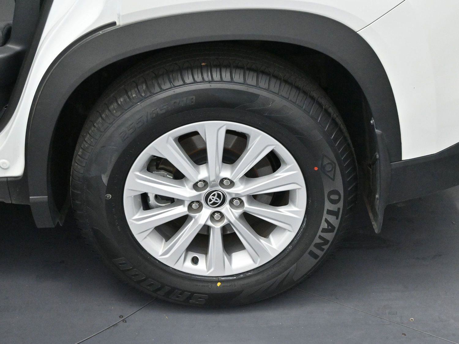 Used 2024 Toyota Grand Highlander XLE image 39