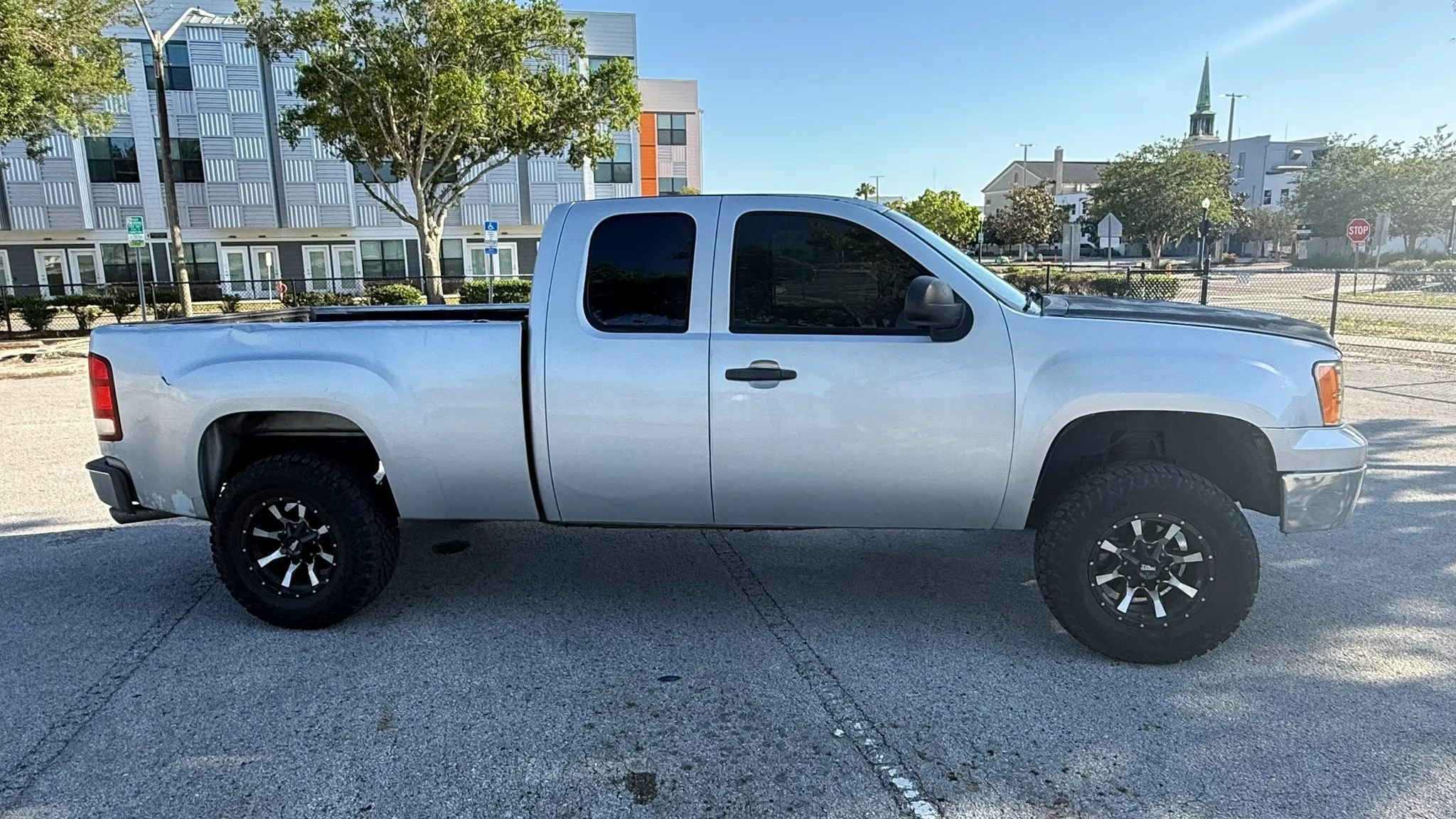 Used 2013 GMC Sierra 1500 SLE w/ Power Tech Package RWD image 5