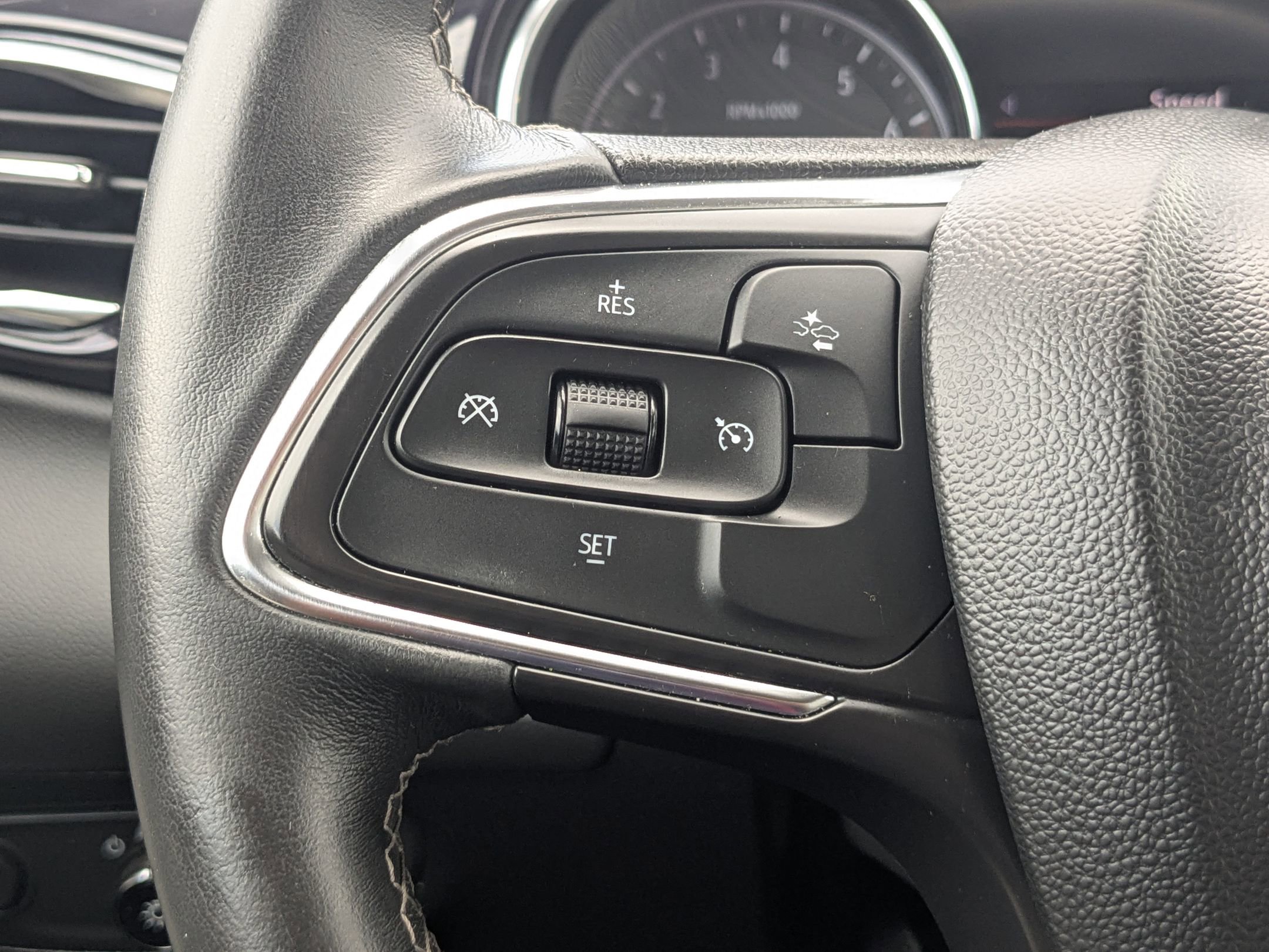 Used 2022 Buick Encore GX Select FWD image 21