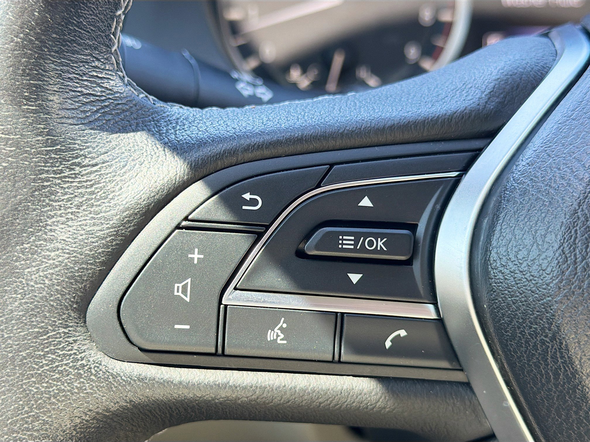 Used 2019 INFINITI Q50 Luxe w/ Essential Package (3.0T Luxe) image 35