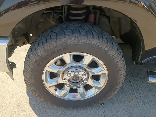 Used 2013 Ford F250 Lariat w/ Lariat Interior Pkg image 12