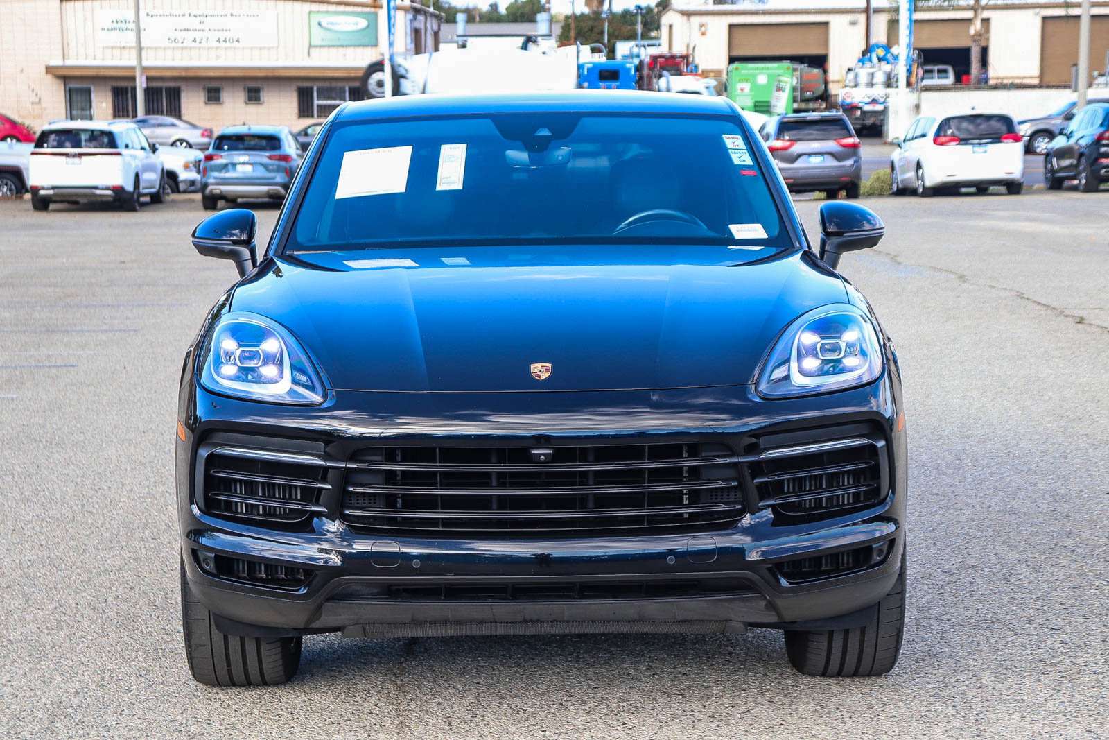 Used 2021 Porsche Cayenne Base image 2