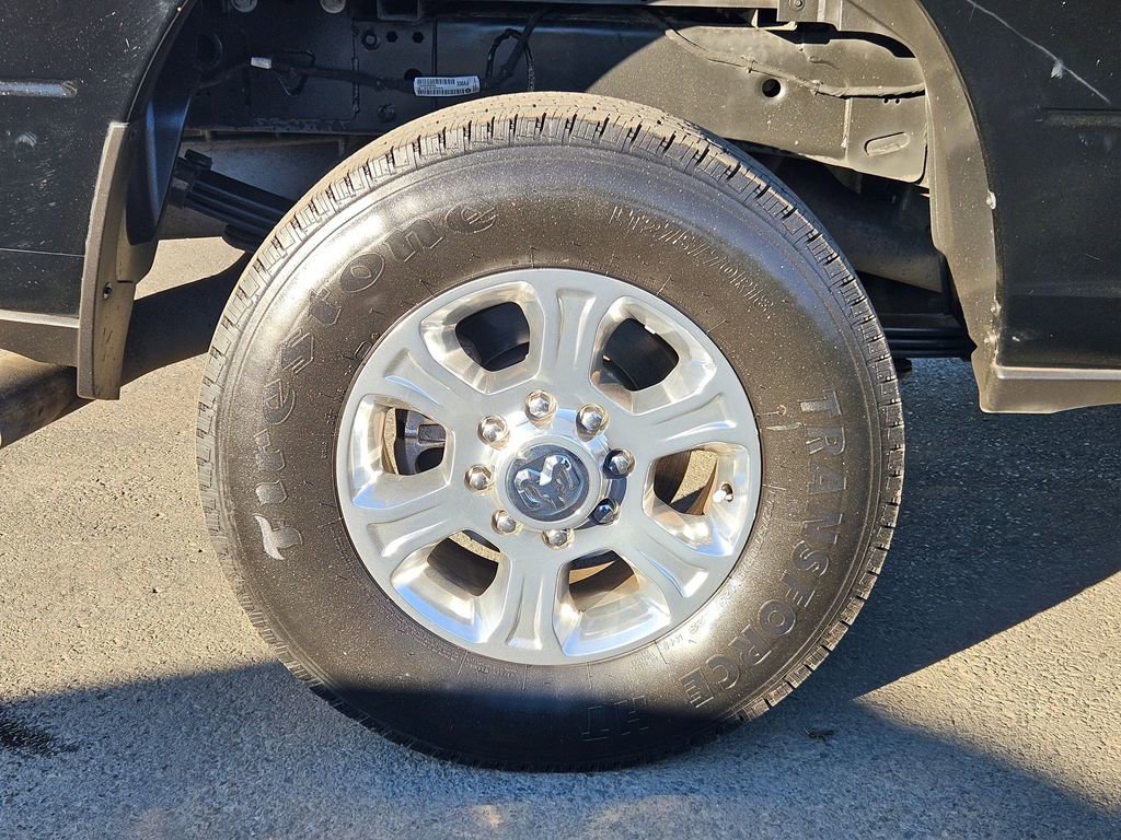 Certified 2024 RAM 3500 Big Horn w/ Towing Technology Group AWD/4WD image 9