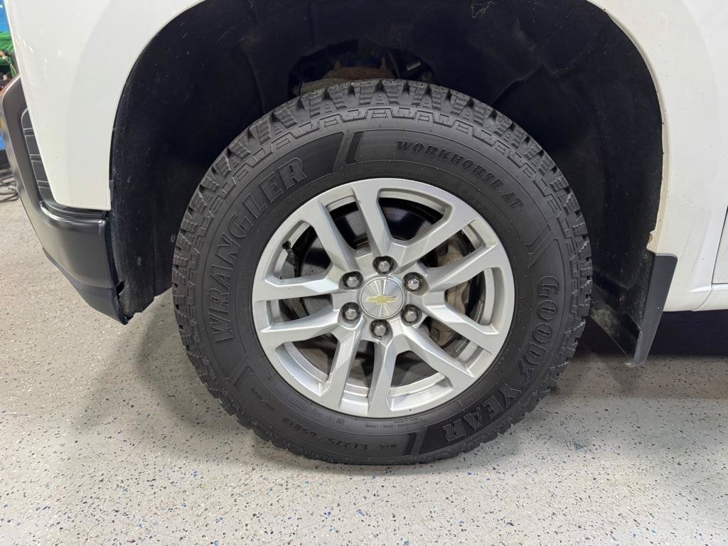 Used 2020 Chevrolet Silverado 1500 W/T w/ WT Value Package AWD/4WD image 25