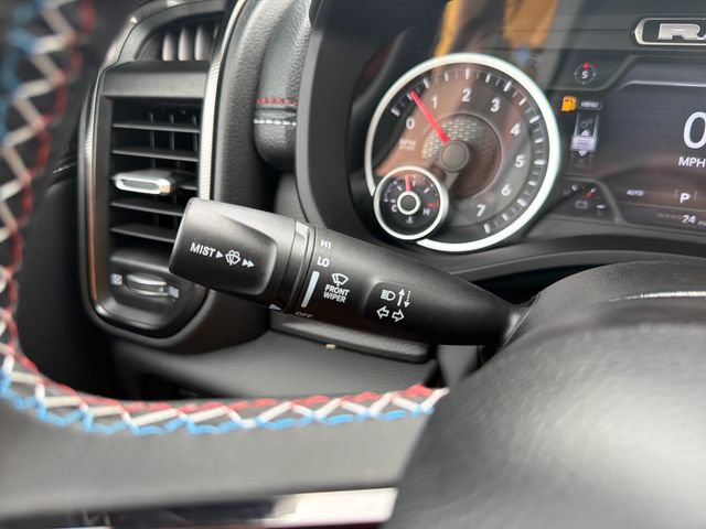 New 2026 RAM 1500 Laramie AWD/4WD image 19