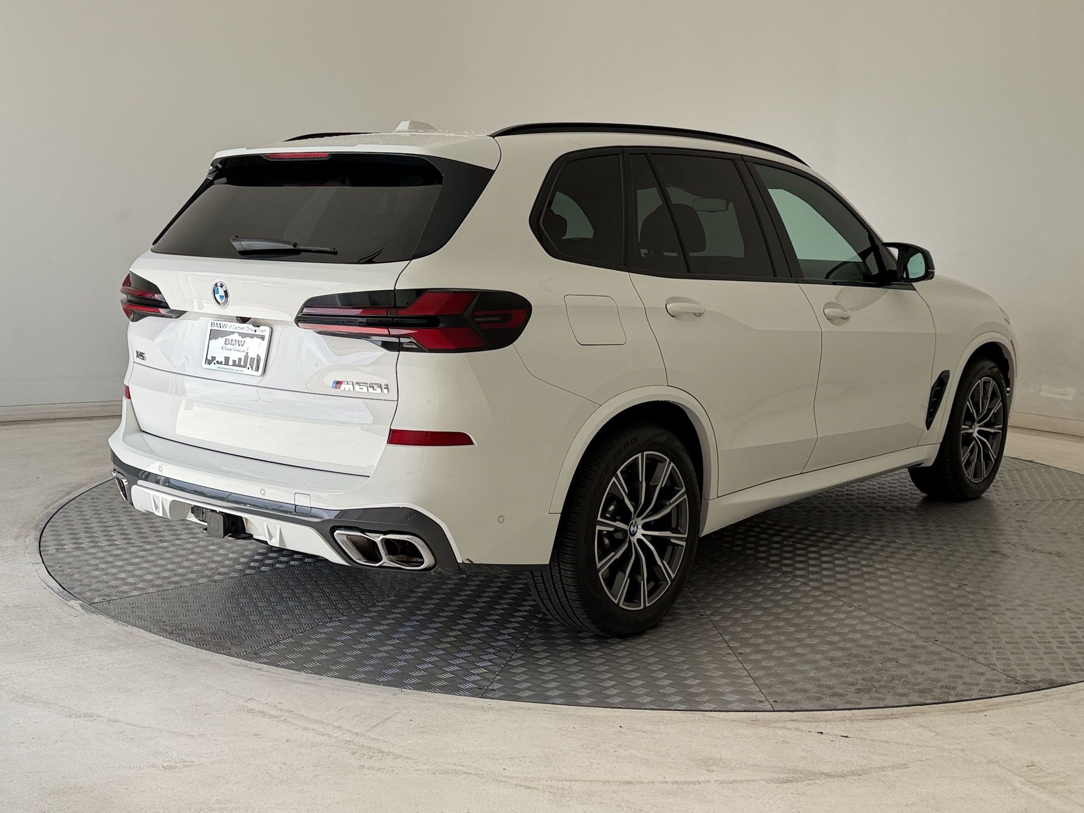Certified 2025 BMW X5 M60i w/ Climate Comfort Package AWD/4WD image 9