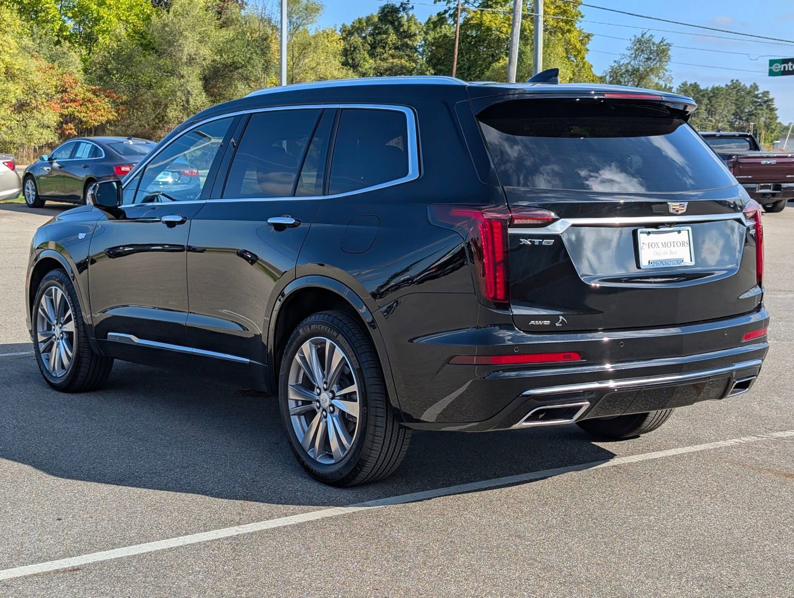 Used 2023 Cadillac XT6 Premium Luxury image 6