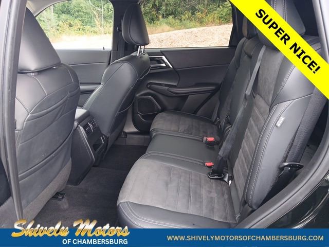 Used 2024 Mitsubishi Outlander SE image 14