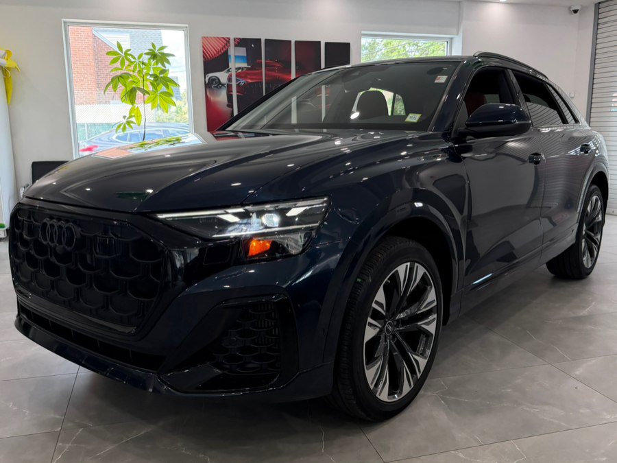 Used 2025 Audi Q8 Premium Plus w/ Premium Plus Package AWD/4WD image 3