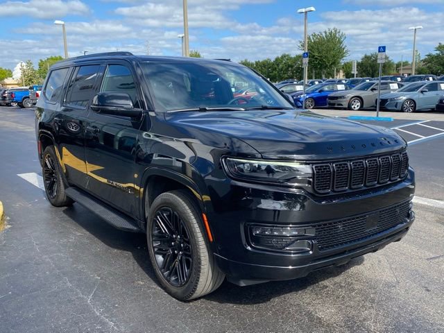 Used 2024 Jeep Wagoneer Series II image 2