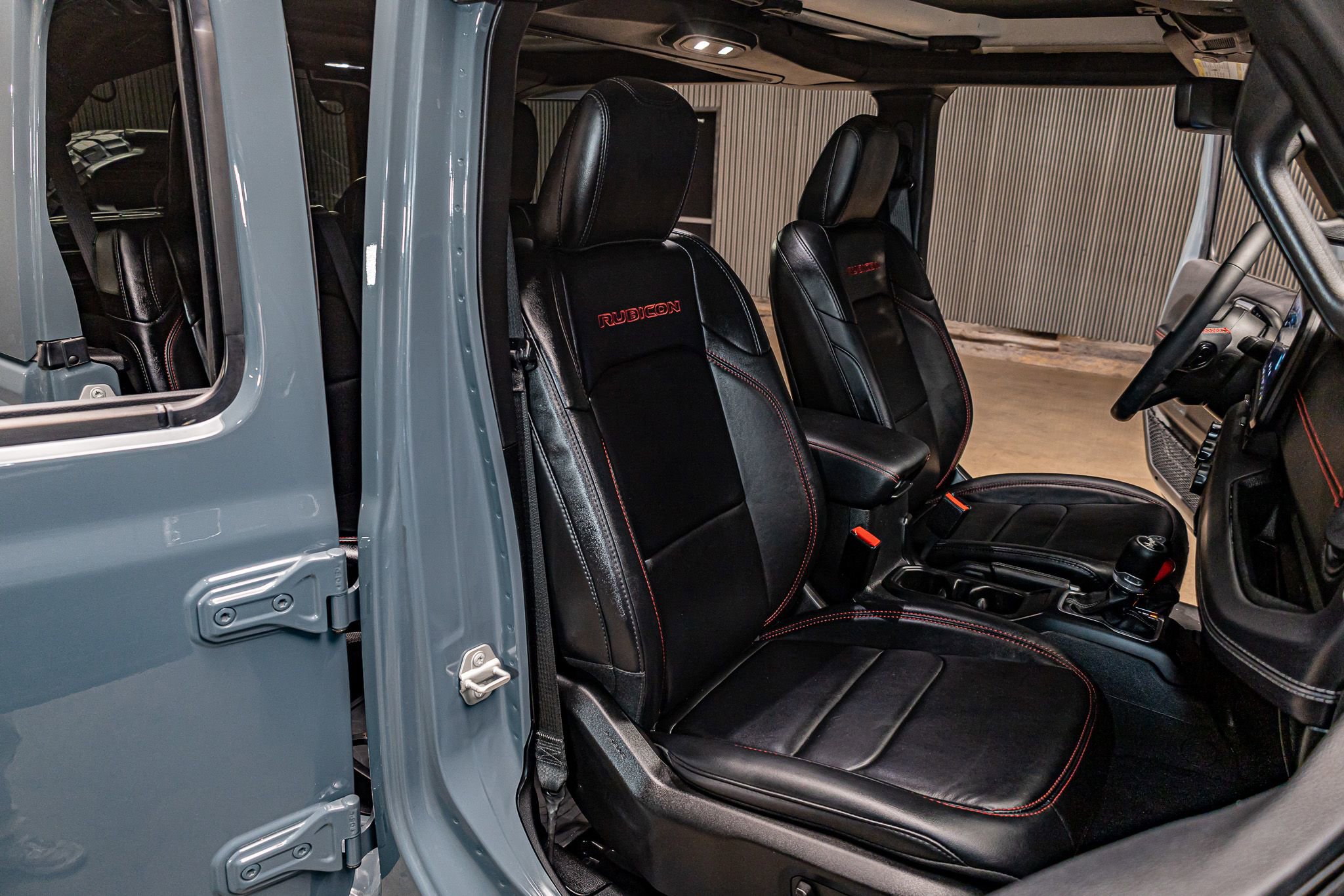 Used 2024 Jeep Wrangler Unlimited Rubicon AWD/4WD image 27