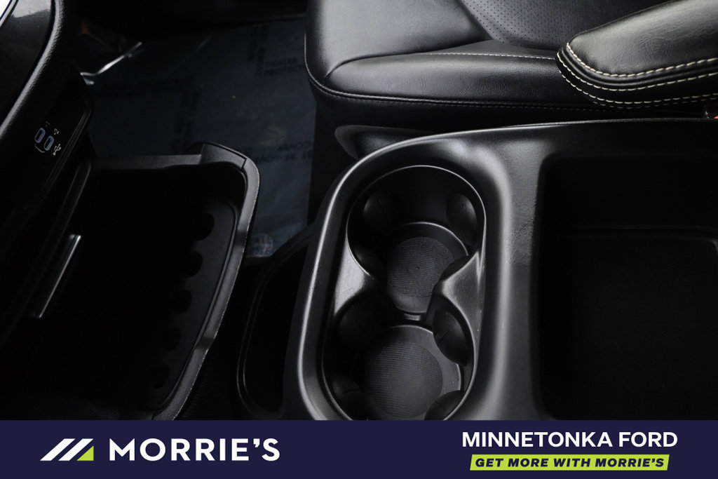 Used 2026 Chrysler Pacifica Select FWD image 34