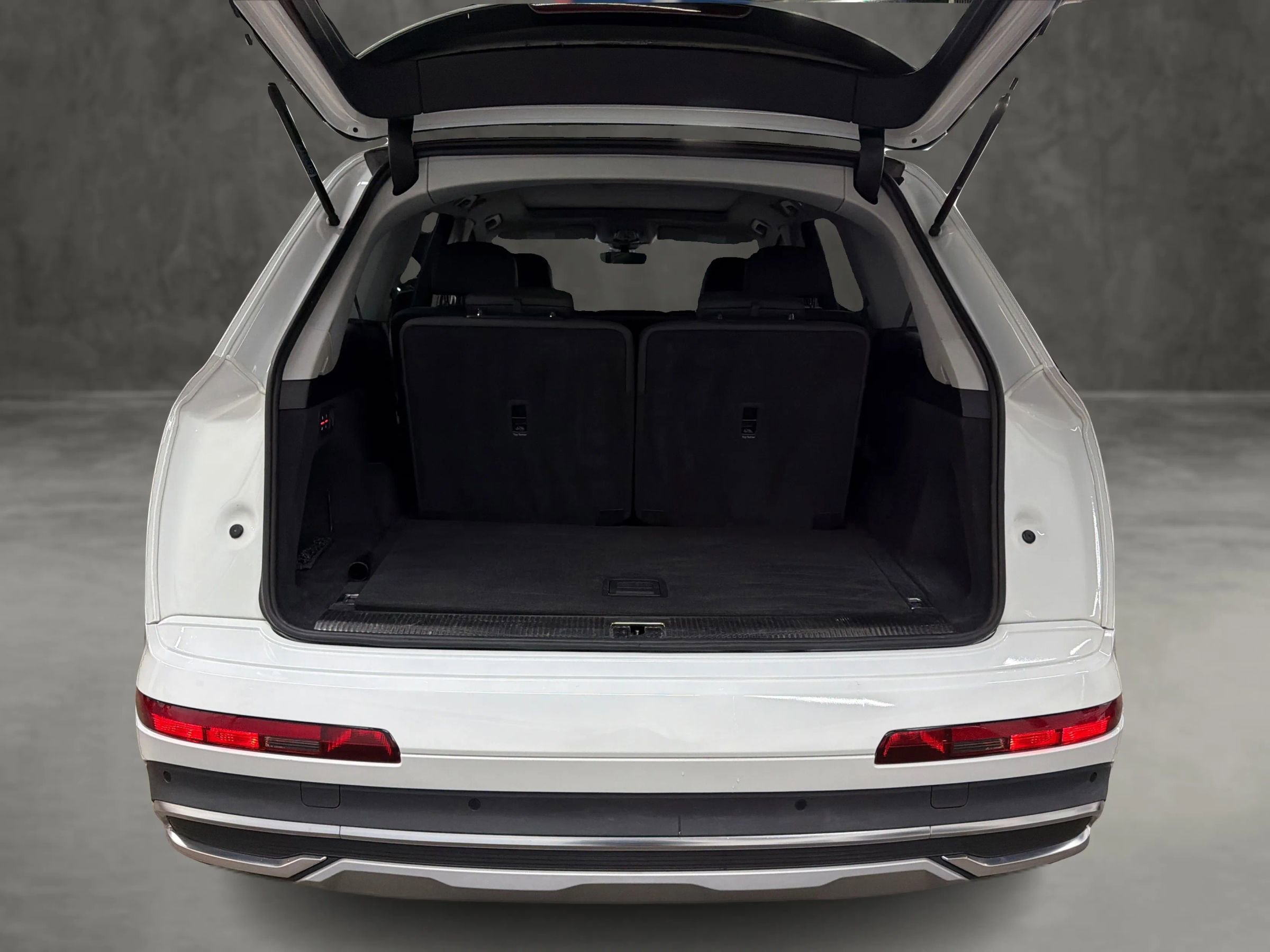 Used 2022 Audi Q7 3.0T Premium image 12