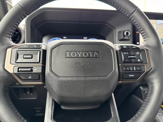 Used 2025 Toyota Land Cruiser w/ Premium Package image 29