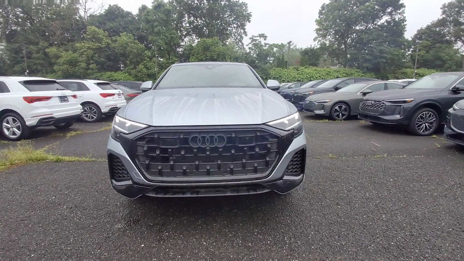New 2025 Audi Q8 Premium image 3