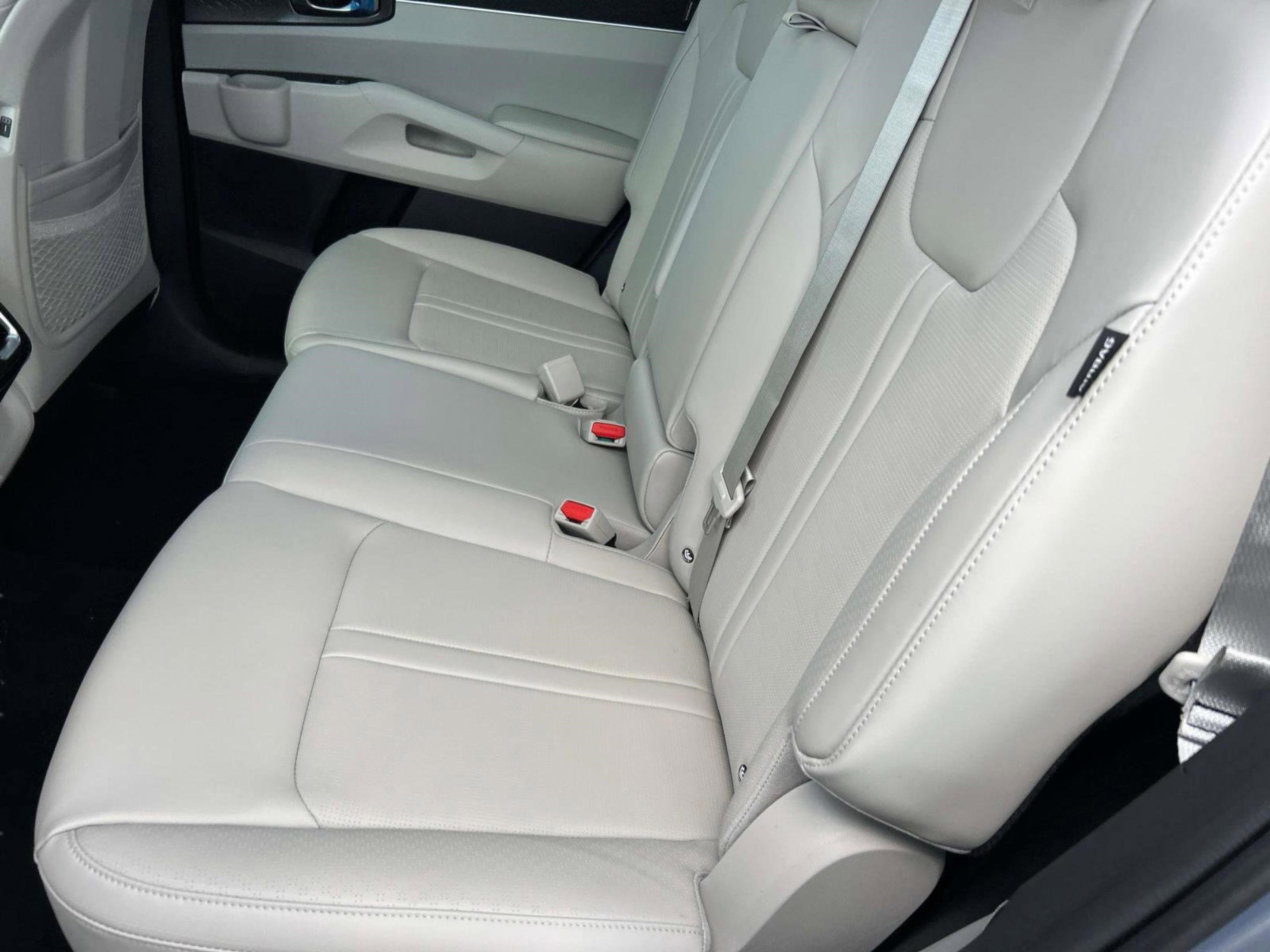 New 2025 Kia Sorento S w/ Panoramic Sunroof Package image 19