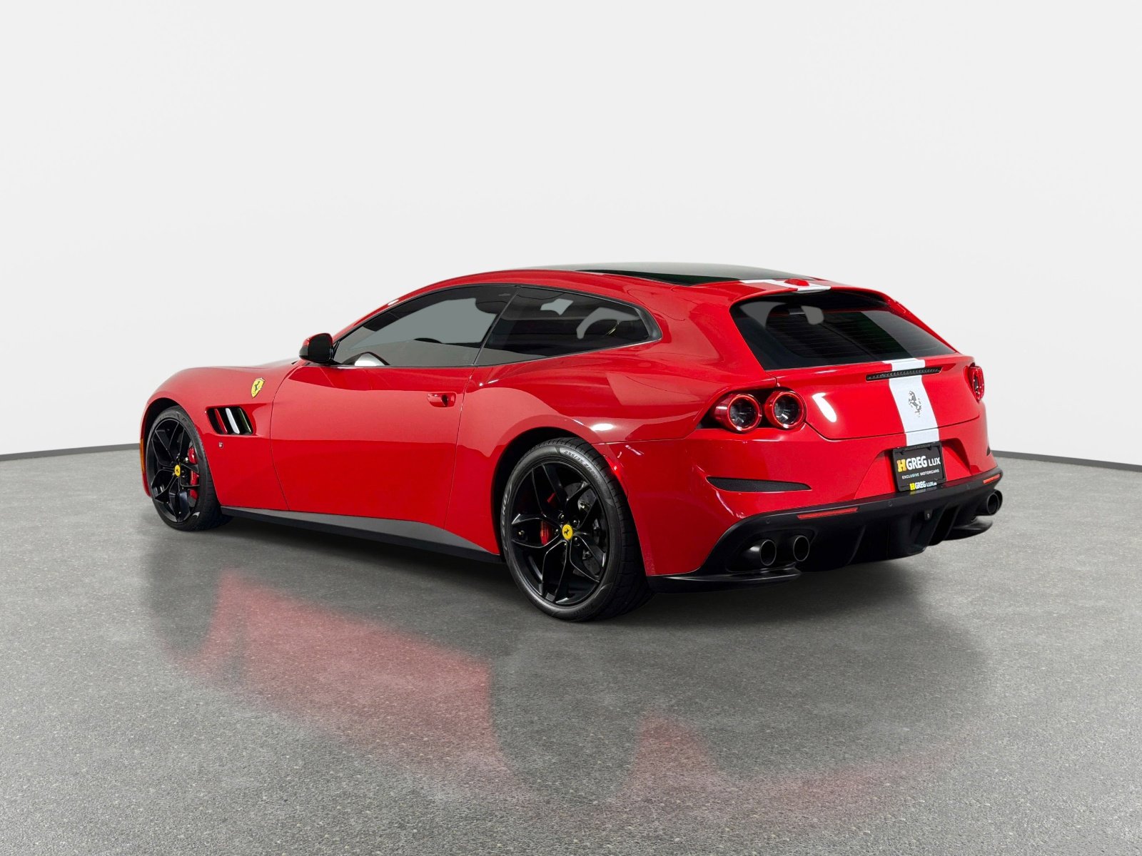 Used 2018 Ferrari GTC4Lusso T RWD image 5