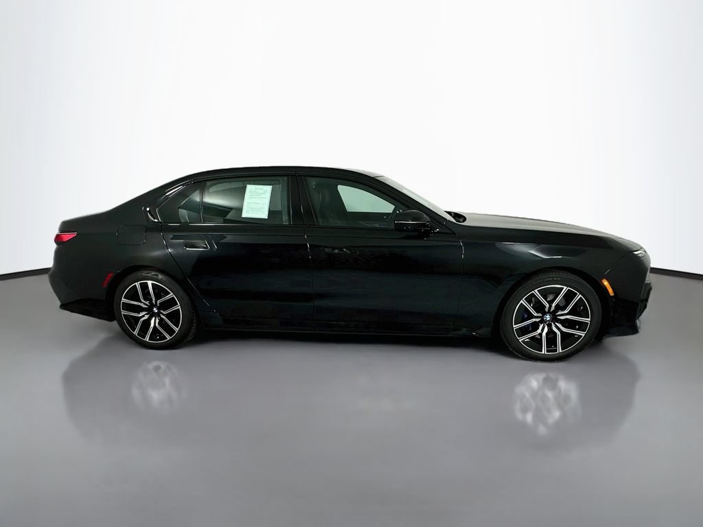 Used 2023 BMW 740i RWD image 8