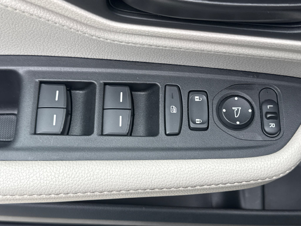 Certified 2025 Honda Odyssey EX-L image 15