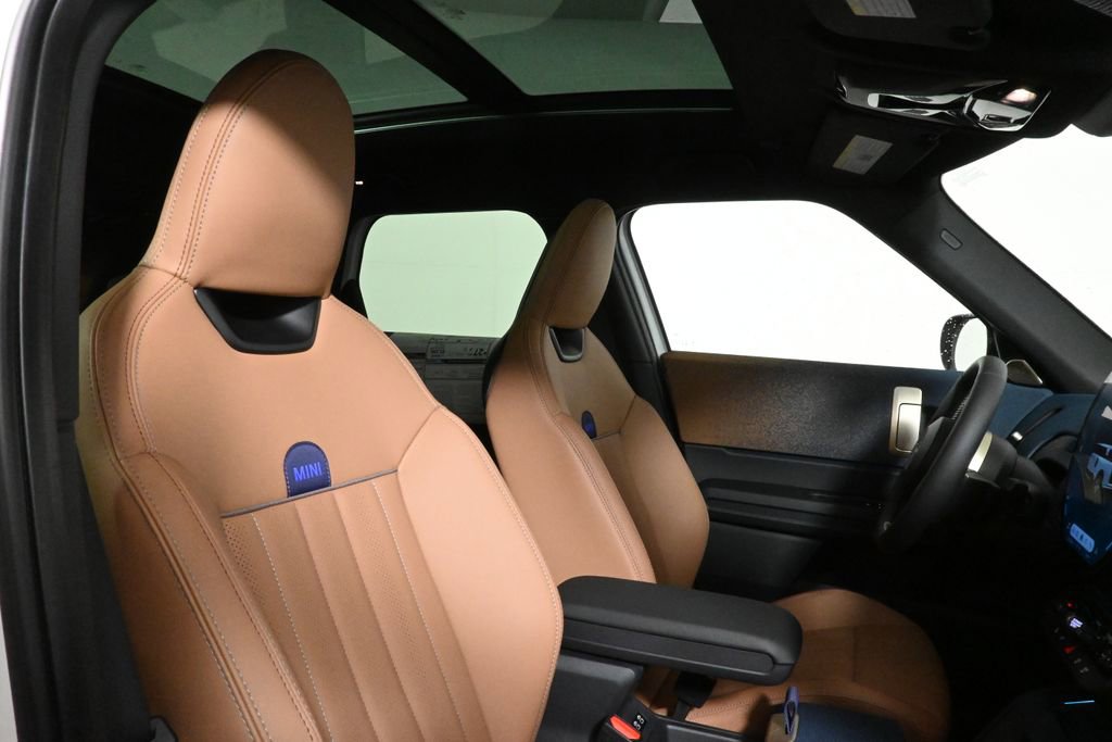 Used 2025 MINI Cooper Countryman S w/ Comfort Package Max image 24