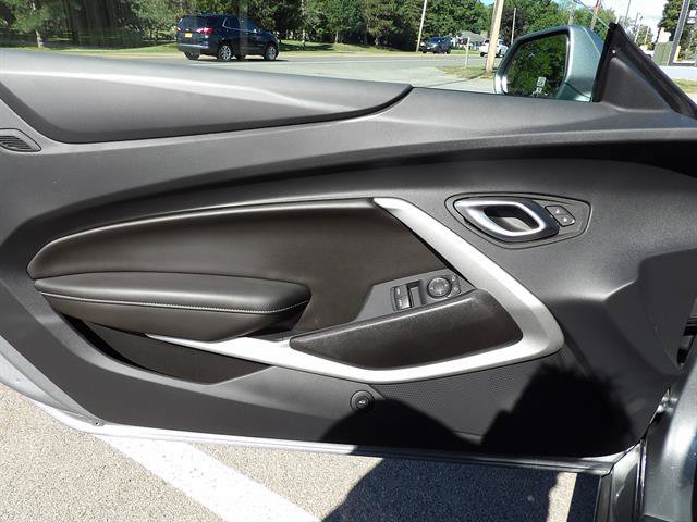 Certified 2024 Chevrolet Camaro SS RWD image 12