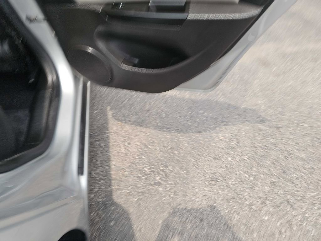 Used 2011 Chevrolet Cruze LS image 45