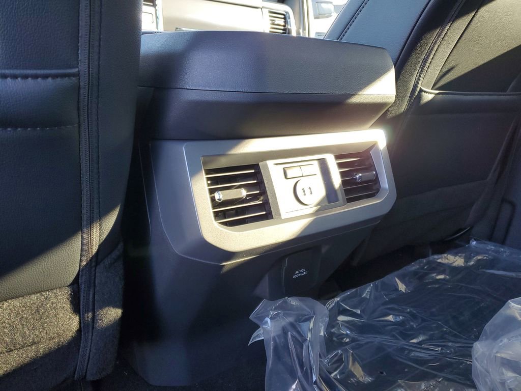 New 2026 Ford F250 Lariat w/ Lariat Premium Package image 33