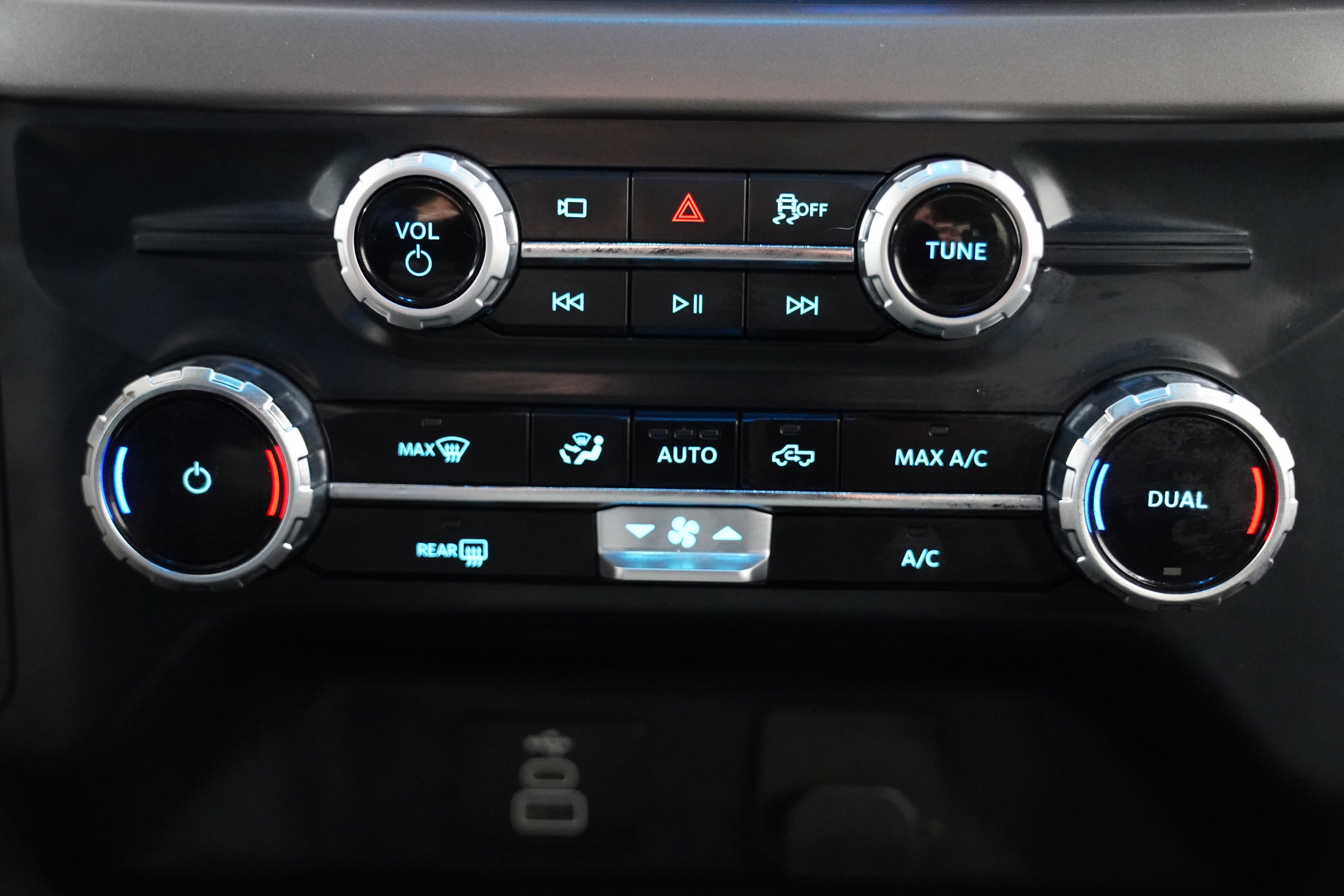 Used 2025 Ford F150 XLT w/ Equipment Group 301A Standard image 26