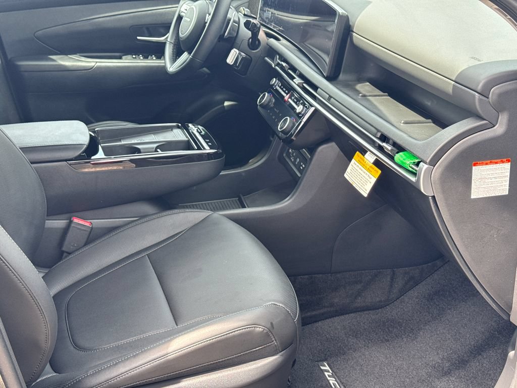 Certified 2025 Hyundai Tucson SEL AWD/4WD image 13