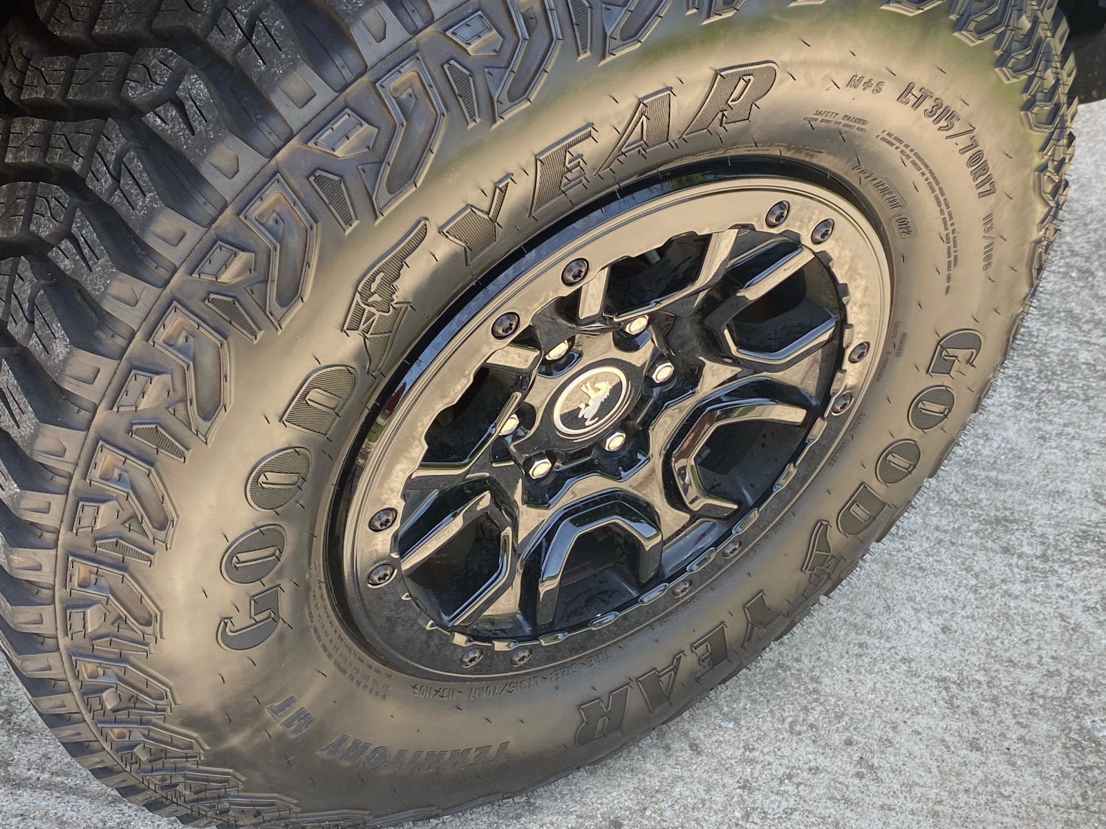 Certified 2022 Ford Bronco Wildtrak AWD/4WD image 24
