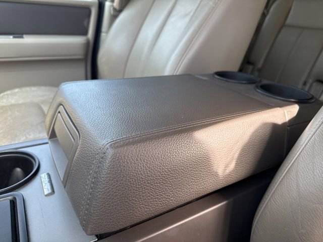 Used 2011 Ford Expedition XLT w/ Leather Seating Pkg image 18