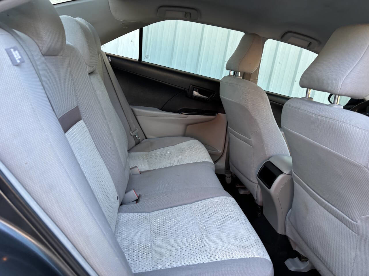 Used 2013 Toyota Camry LE image 43