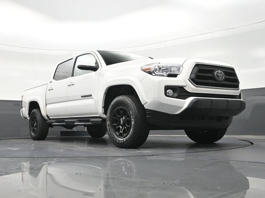 Used 2022 Toyota Tacoma SR5 RWD image 29
