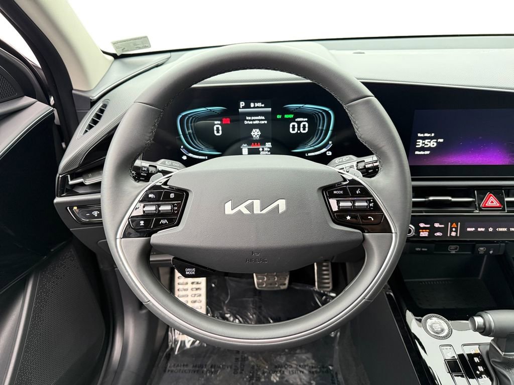 Certified 2025 Kia Niro EX Touring image 12