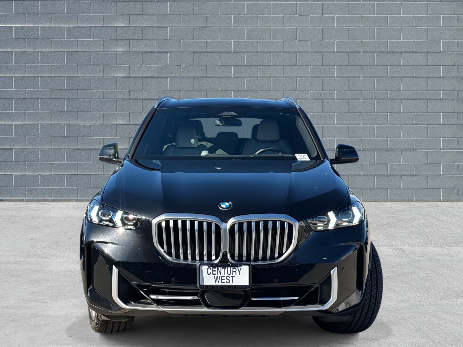 Used 2026 BMW X5 sDrive40i w/ Premium Package RWD image 2