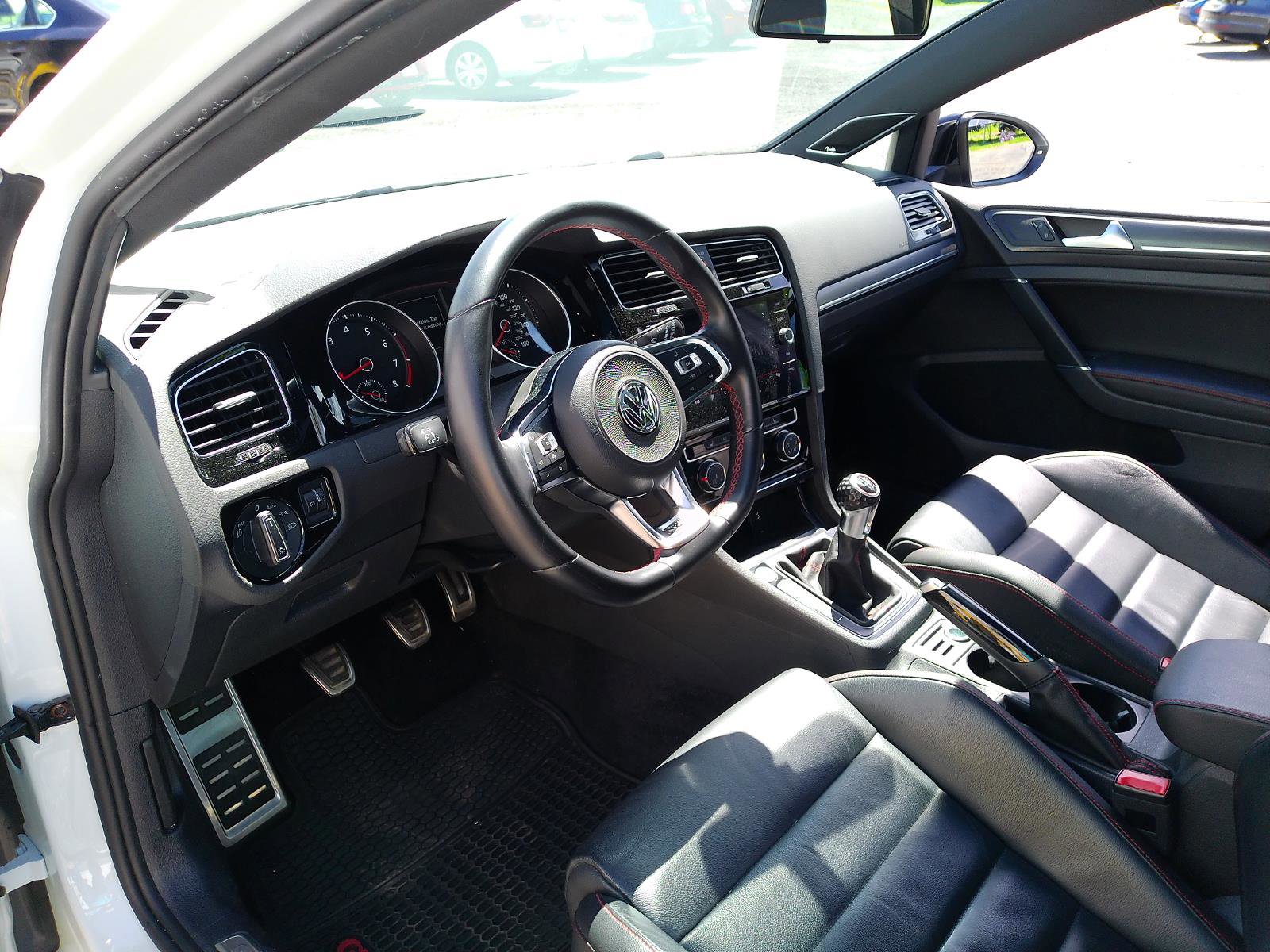 Used 2019 Volkswagen GTI SE w/ SE Experience Package FWD image 12