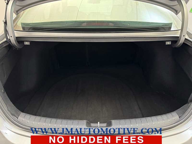 Used 2024 Kia Forte LXS FWD image 16