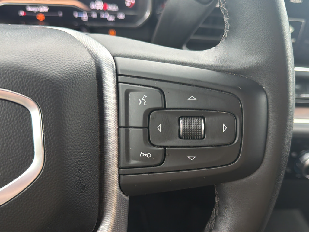 Used 2025 GMC Sierra 1500 SLT AWD/4WD image 22