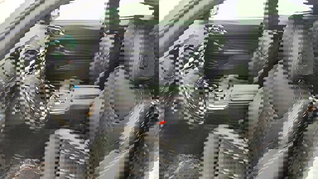 Used 2021 BMW 430i xDrive Coupe w/ Convenience Package image 21